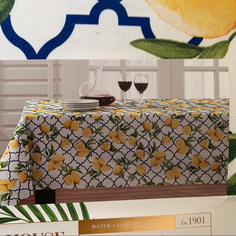 House & Garden Lemon Print Tablecloth Yellow Blue Multicolor 60”x 104” - Picture 2 of 3